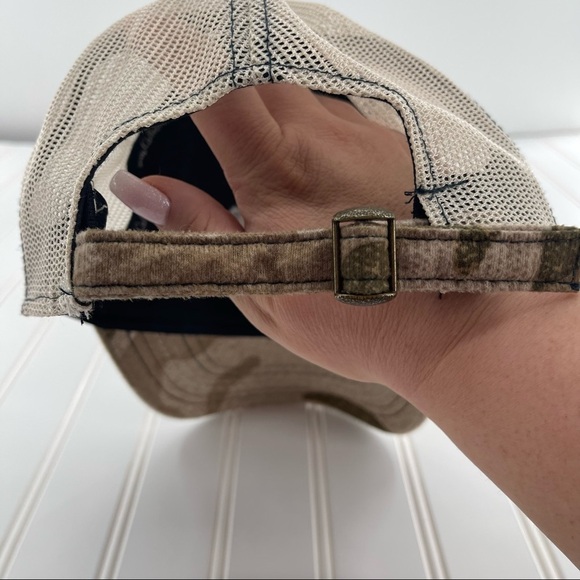 Cabela’s Camo/Mesh Hat Adjustable Fit - Picture 6 of 6